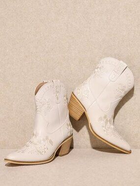 Mi.Im Caroline Embroidered Floral White Cowgirl Ankle Boot